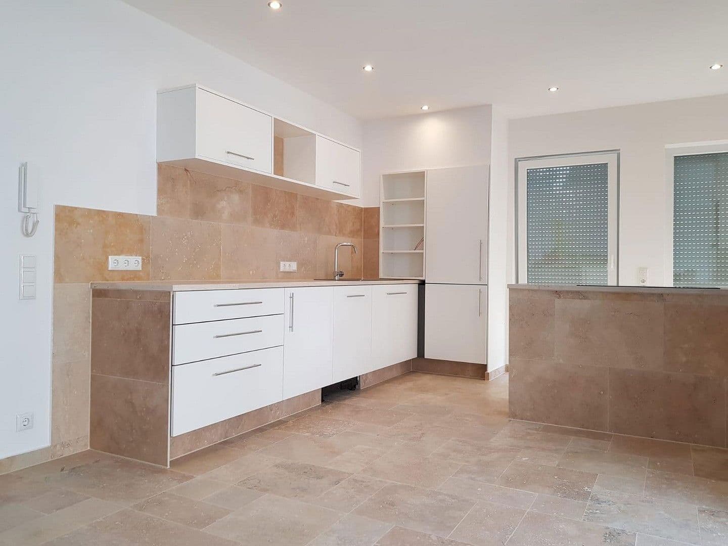 Prenájom domu 155 m², pozemek 300 m², Am Kollergang 4, Nittendorf, Bavorsko Prenájom domu 155 m², pozemek 300 m², Am Kollergang 4, Nittendorf, Bavorsko