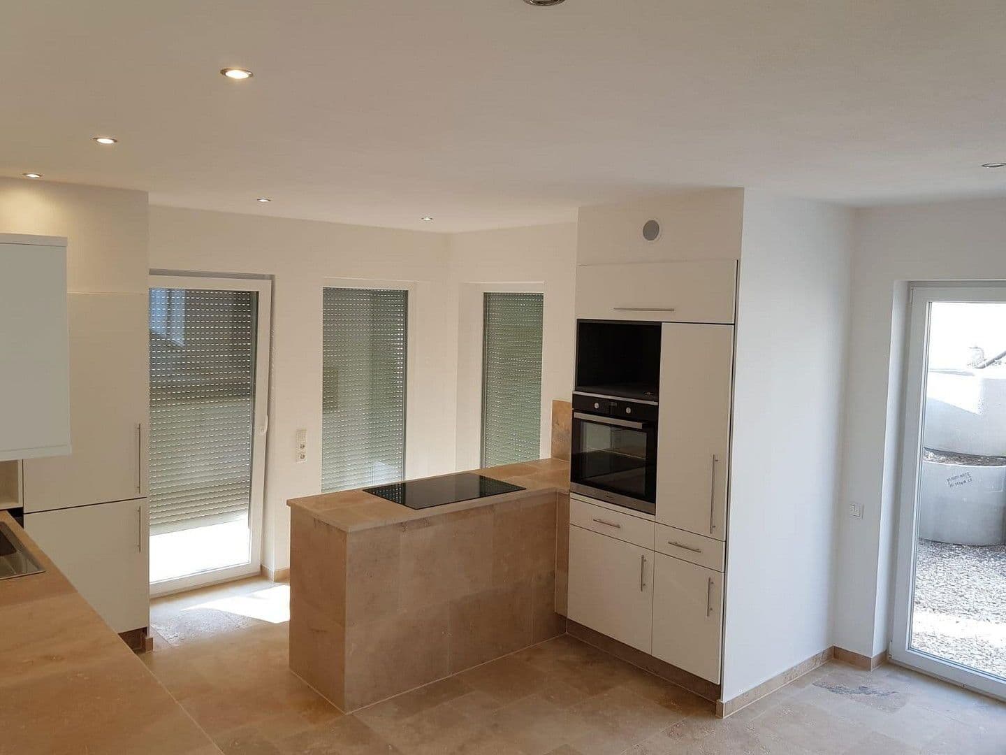 Prenájom domu 155 m², pozemek 300 m², Am Kollergang 4, Nittendorf, Bavorsko Prenájom domu 155 m², pozemek 300 m², Am Kollergang 4, Nittendorf, Bavorsko