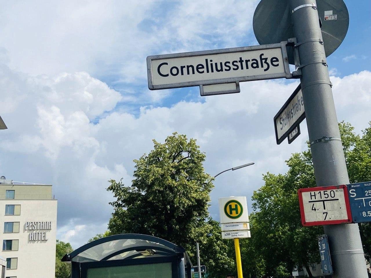 Prenájom bytu 3-izbový 90 m², Berlin, Berlín Prenájom bytu 3-izbový 90 m², Berlin, Berlín