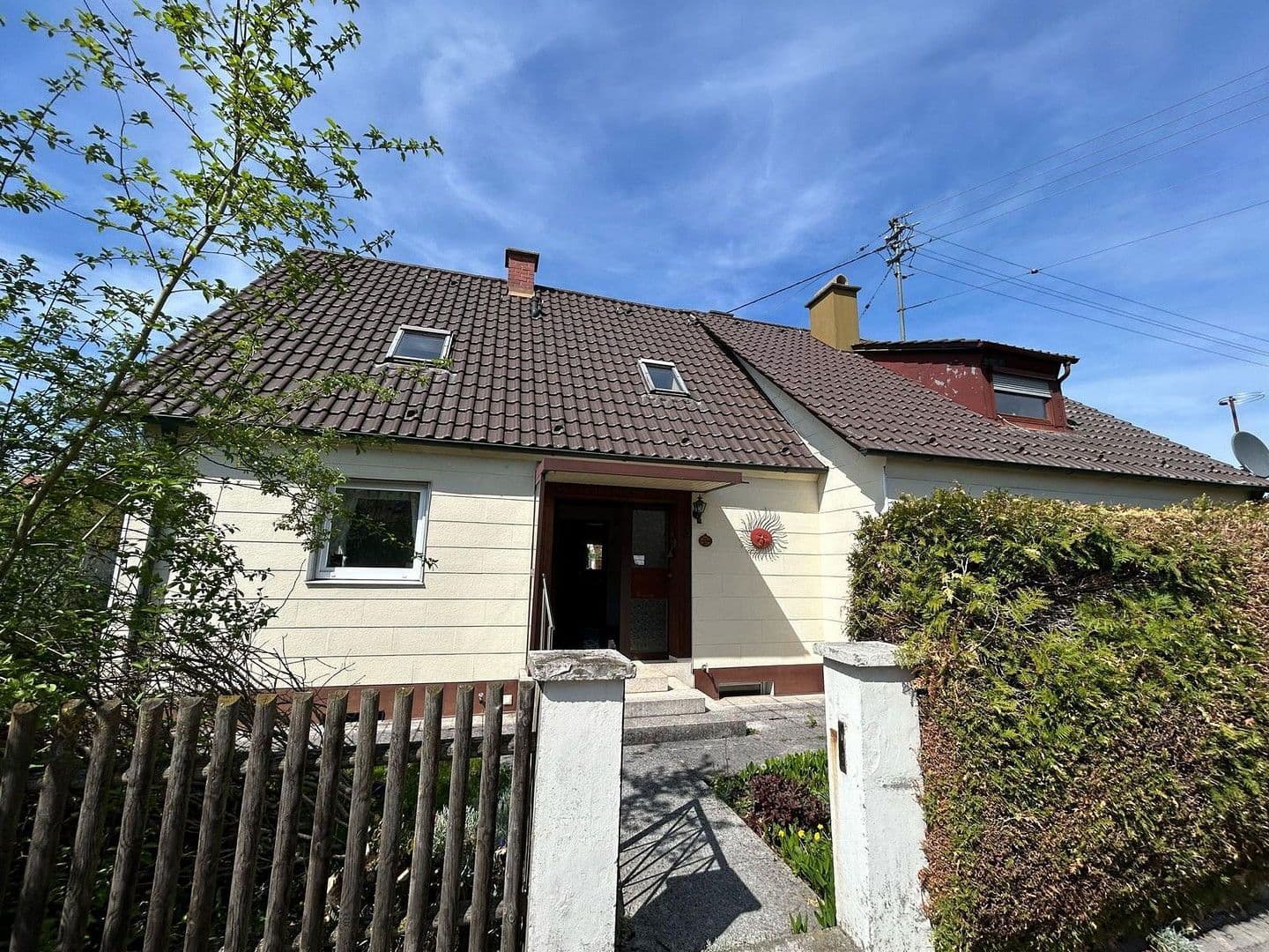 Predaj domu 159 m², pozemek 621 m², Meitingen, Bavorsko Predaj domu 159 m², pozemek 621 m², Meitingen, Bavorsko