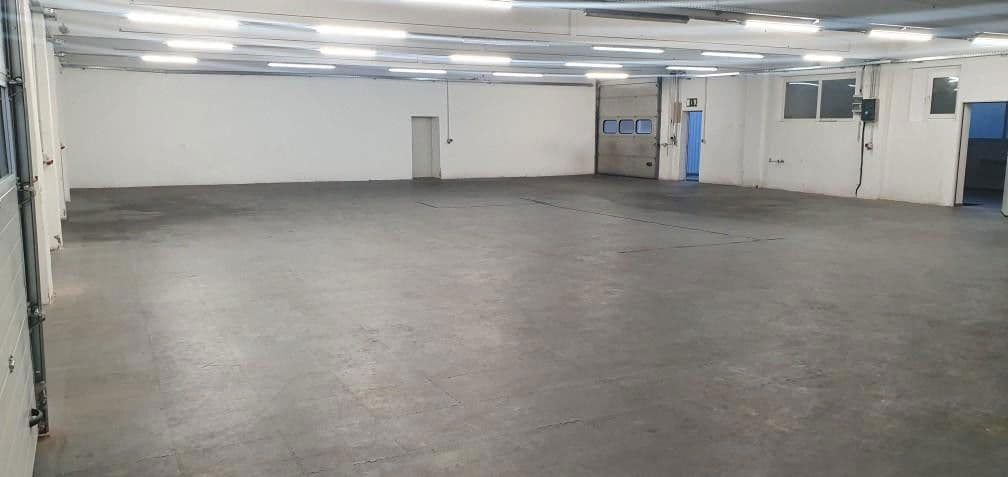Prenájom nebytového priestoru 400 m², Dieselstr. 13, Arnsberg, Severné Porýnie - Westfálsko Prenájom nebytového priestoru 400 m², Dieselstr. 13, Arnsberg, Severné Porýnie - Westfálsko