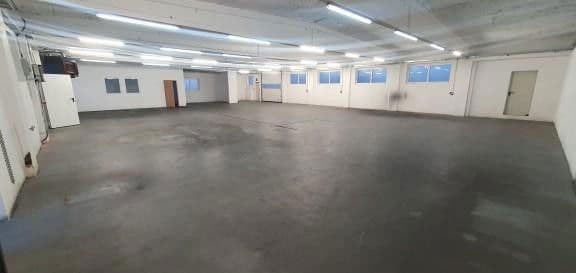 Prenájom nebytového priestoru 400 m², Dieselstr. 13, Arnsberg, Severné Porýnie - Westfálsko Prenájom nebytového priestoru 400 m², Dieselstr. 13, Arnsberg, Severné Porýnie - Westfálsko