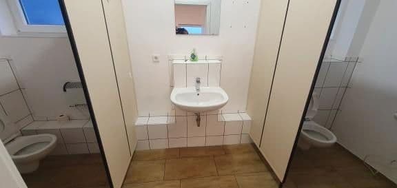 Prenájom nebytového priestoru 400 m², Dieselstr. 13, Arnsberg, Severné Porýnie - Westfálsko Prenájom nebytového priestoru 400 m², Dieselstr. 13, Arnsberg, Severné Porýnie - Westfálsko