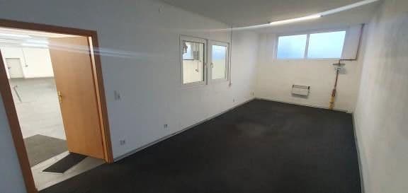 Prenájom nebytového priestoru 400 m², Dieselstr. 13, Arnsberg, Severné Porýnie - Westfálsko Prenájom nebytového priestoru 400 m², Dieselstr. 13, Arnsberg, Severné Porýnie - Westfálsko