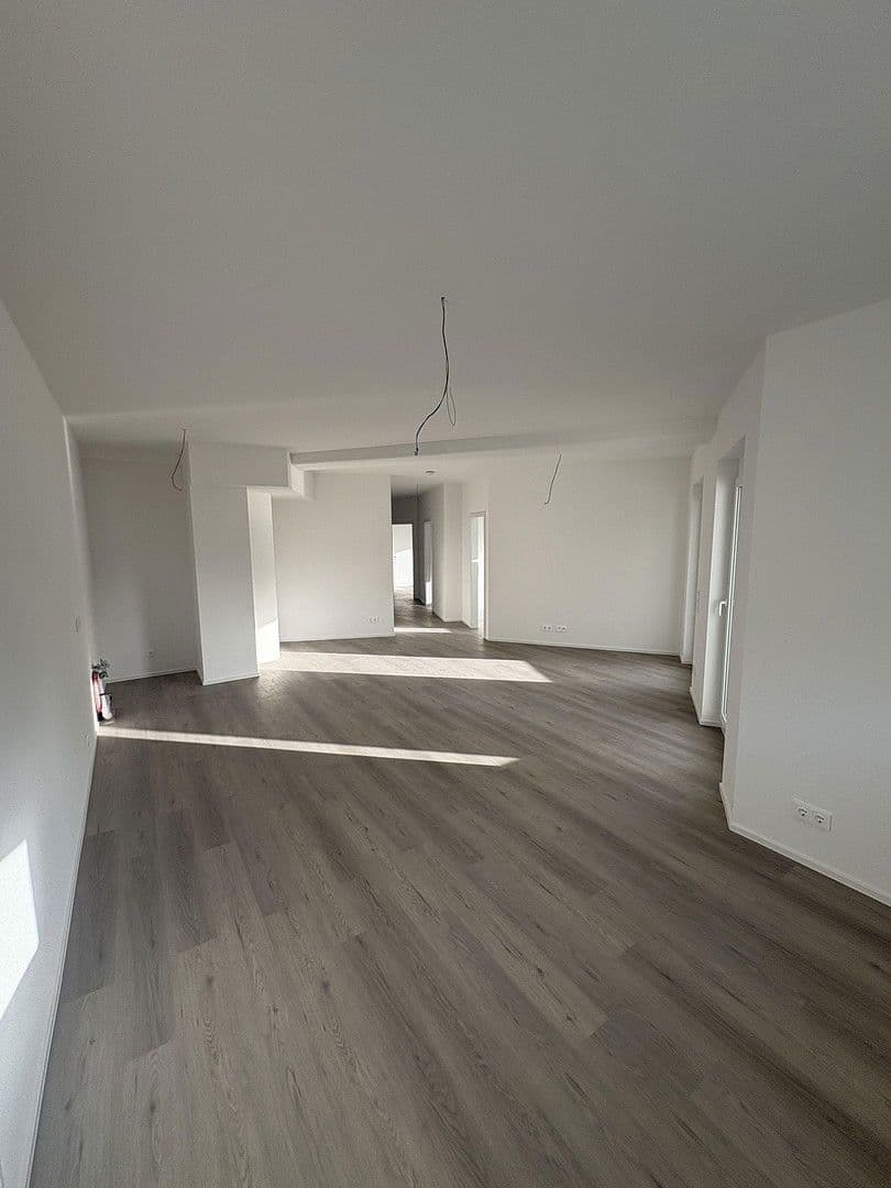 Prenájom bytu 98 m², Petrusstraße 9, Albstadt, Bádensko-Wurttembersko Prenájom bytu 98 m², Petrusstraße 9, Albstadt, Bádensko-Wurttembersko