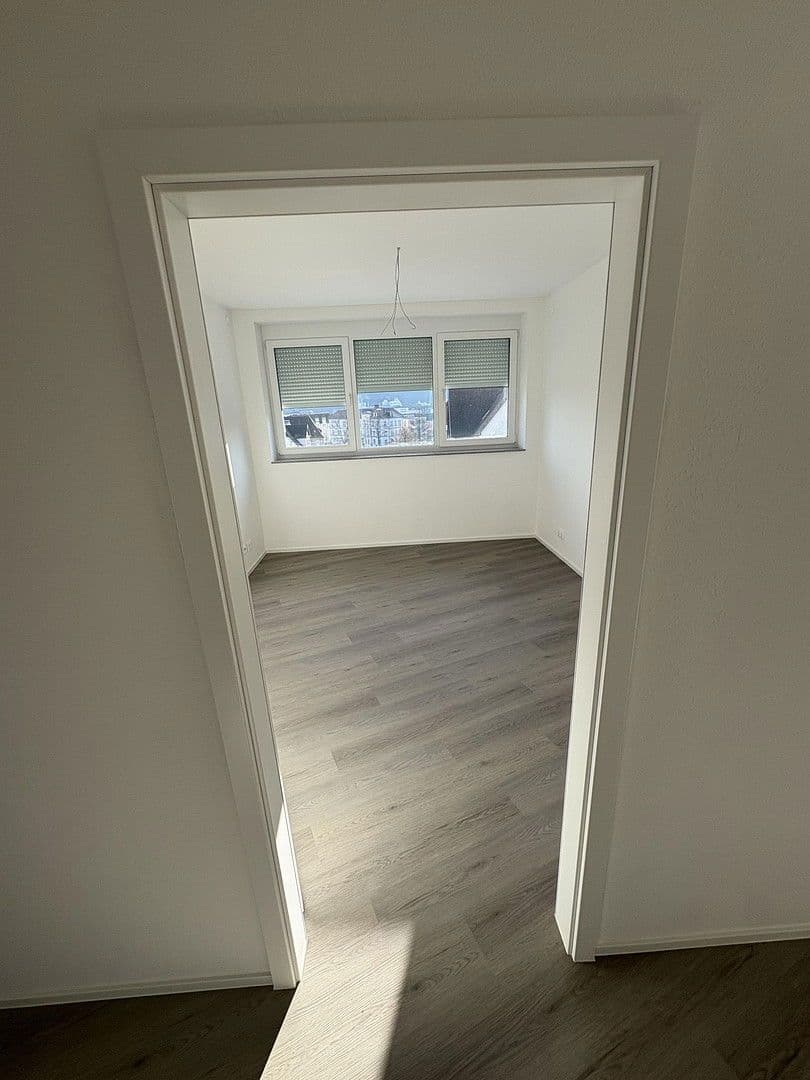 Prenájom bytu 98 m², Petrusstraße 9, Albstadt, Bádensko-Wurttembersko Prenájom bytu 98 m², Petrusstraße 9, Albstadt, Bádensko-Wurttembersko