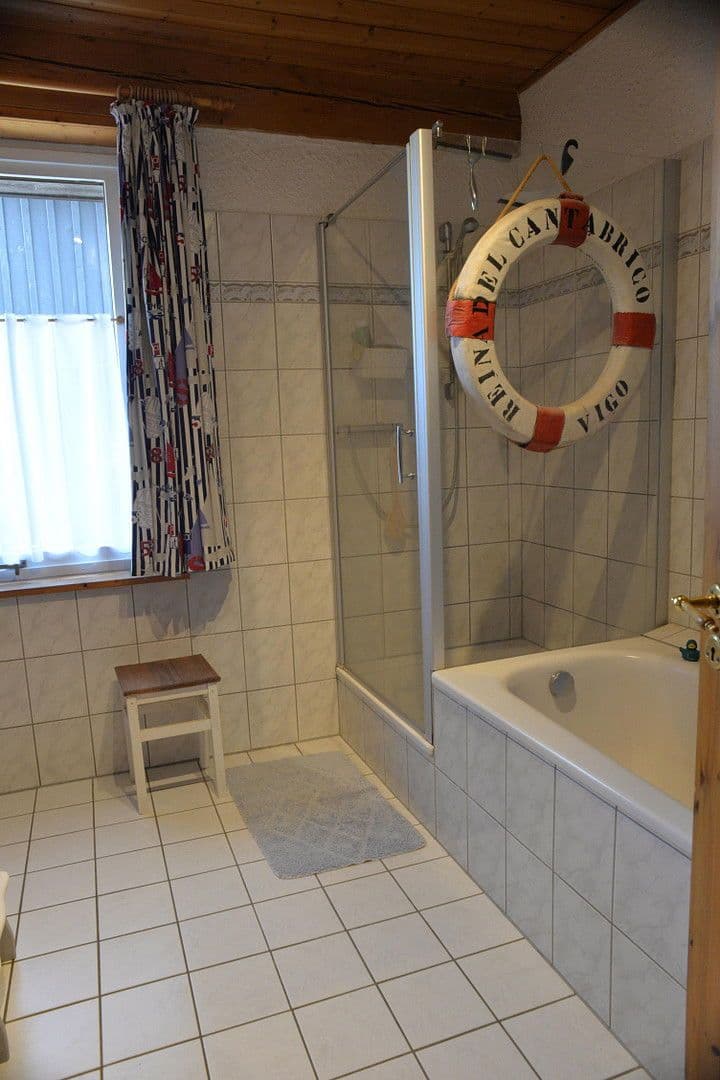 Predaj domu 188 m², pozemek 6.000 m², Bahrenfleth, Šlezvicko-Holštajnsko Predaj domu 188 m², pozemek 6.000 m², Bahrenfleth, Šlezvicko-Holštajnsko