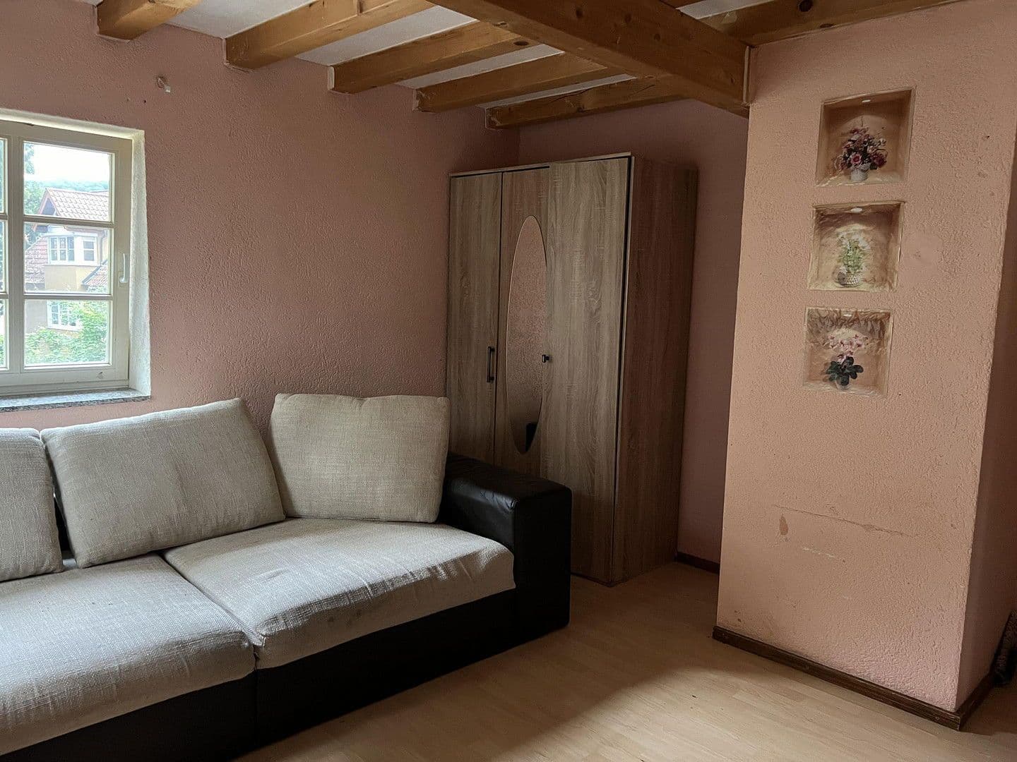 Prenájom bytu 1-izbový 45 m², Belremstrasse 51, Pforzheim, Bádensko-Wurttembersko Prenájom bytu 1-izbový 45 m², Belremstrasse 51, Pforzheim, Bádensko-Wurttembersko