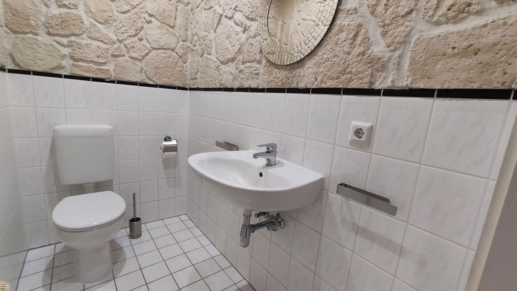 Predaj bytu 3-izbový 106 m², Berlin, Berlín Predaj bytu 3-izbový 106 m², Berlin, Berlín