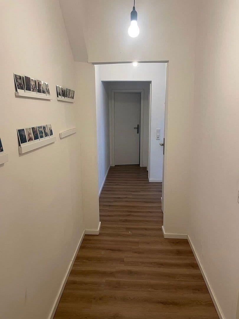 Prenájom bytu 3-izbový 70 m², Breite Straße 72, Bonn, Severné Porýnie - Westfálsko Prenájom bytu 3-izbový 70 m², Breite Straße 72, Bonn, Severné Porýnie - Westfálsko