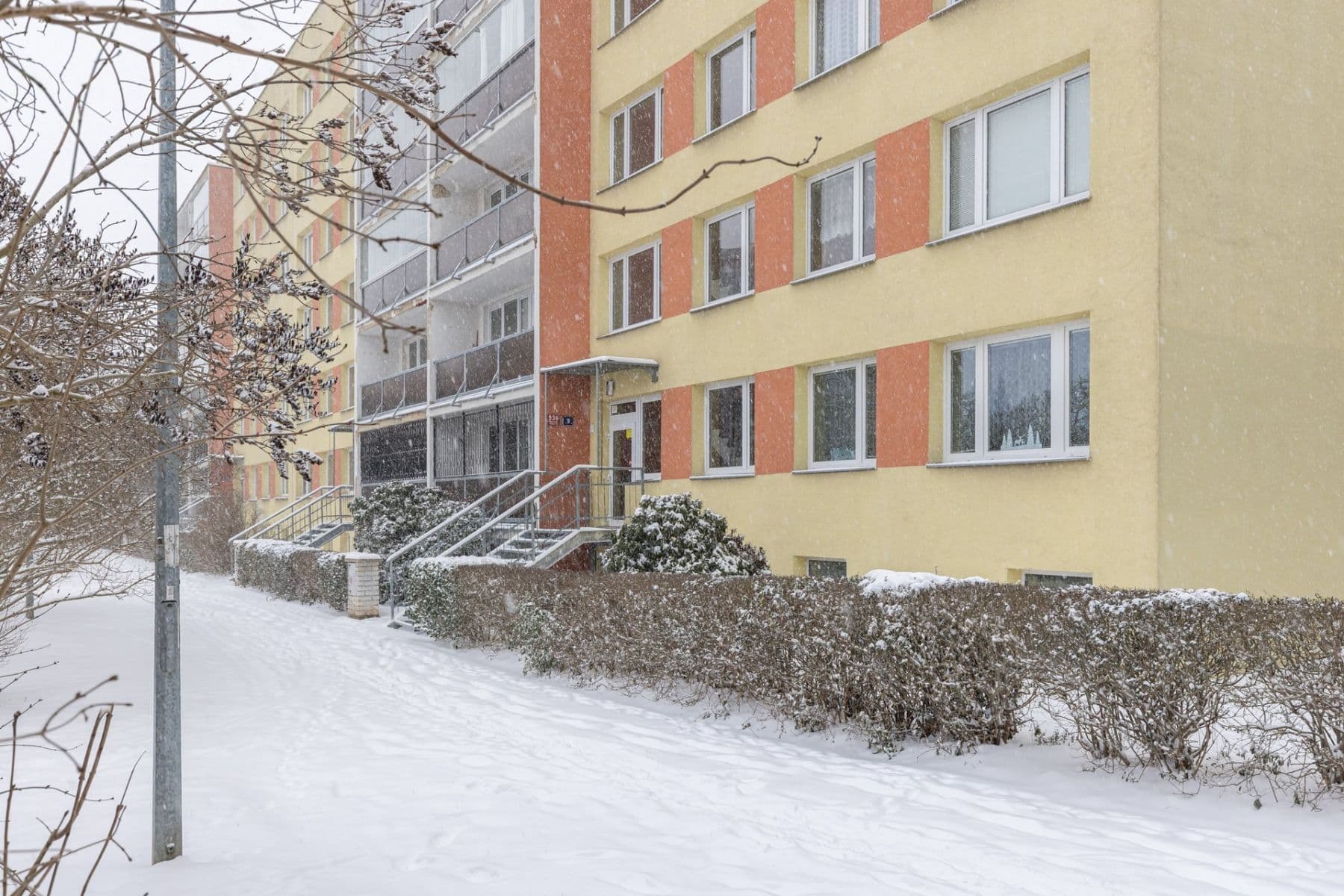 Prenájom bytu 2-izbový 40 m², Golfová, Praha, Praha Prenájom bytu 2-izbový 40 m², Golfová, Praha, Praha