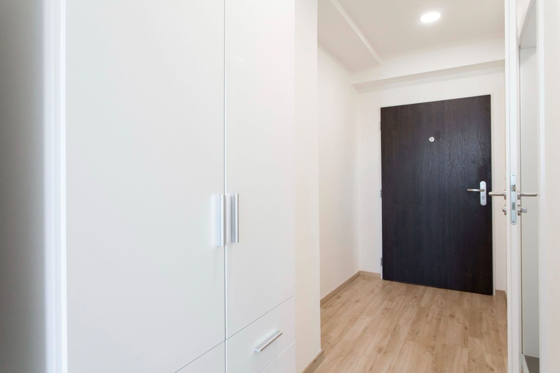 Prenájom bytu 1-izbový 26 m², Peroutkova, Praha, Praha Prenájom bytu 1-izbový 26 m², Peroutkova, Praha, Praha