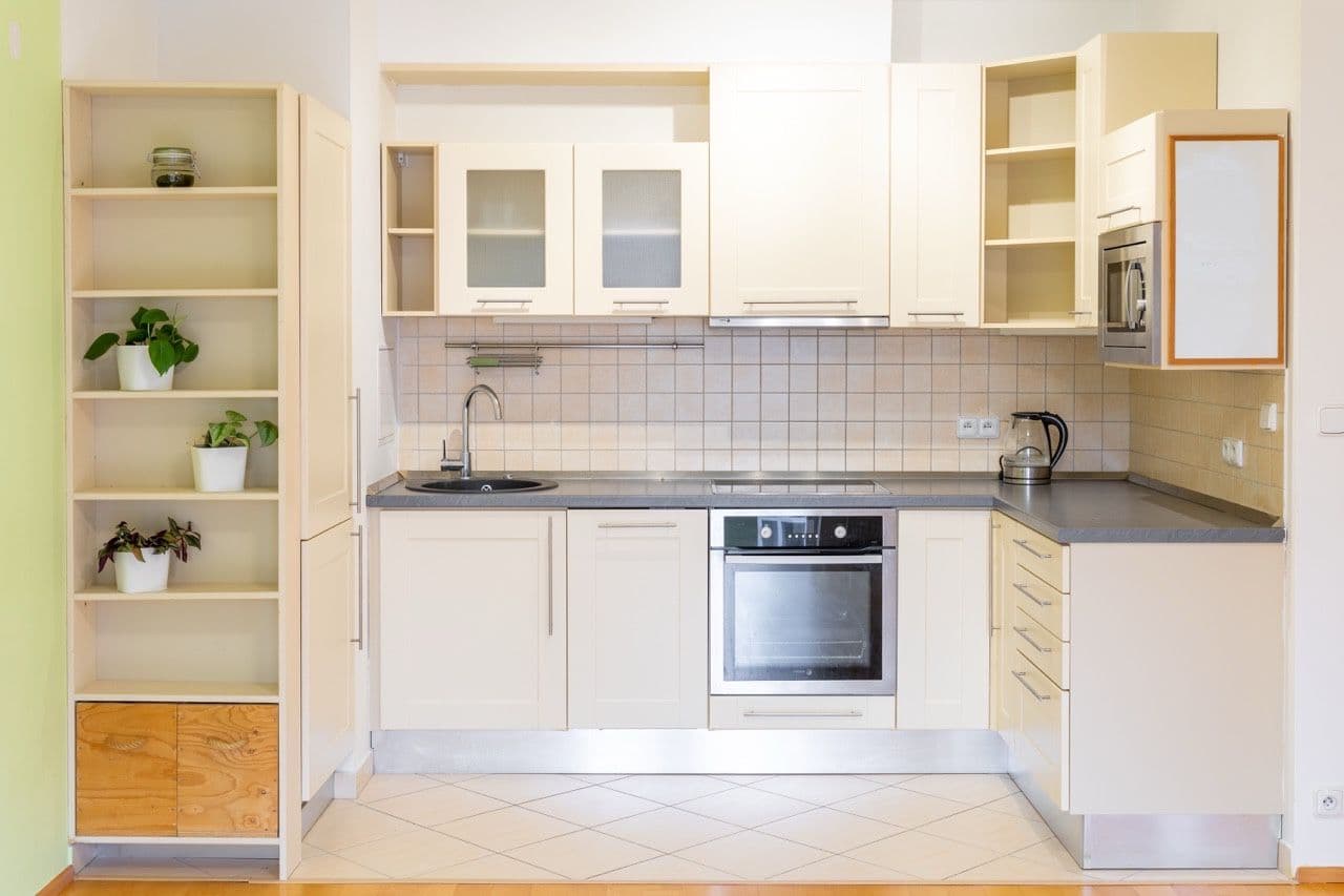 Prenájom bytu 2-izbový 53 m², Zubrnická, Praha, Praha Prenájom bytu 2-izbový 53 m², Zubrnická, Praha, Praha