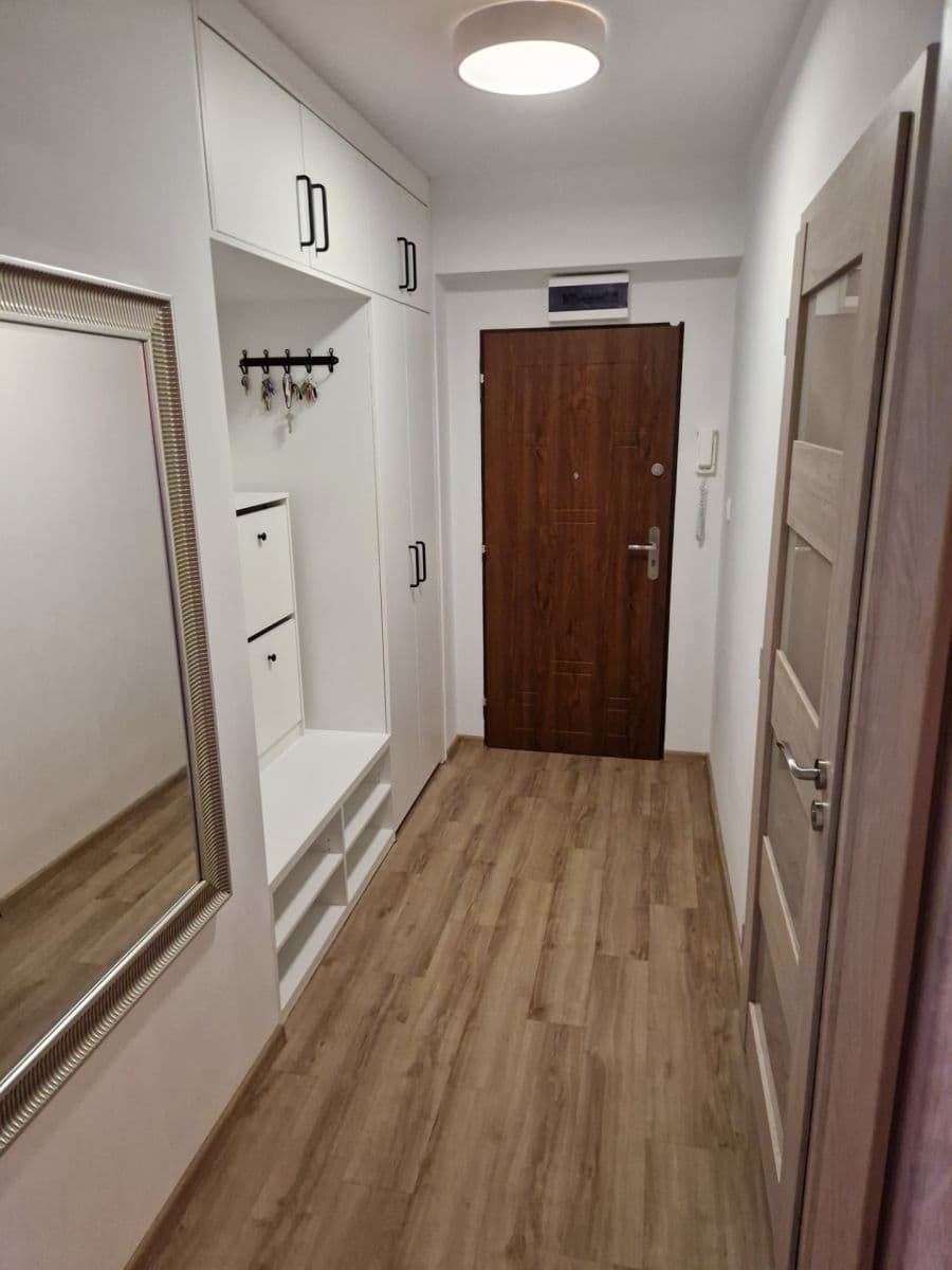 Prenájom bytu 4-izbový 82 m², Havlíčkova, Mladá Boleslav, Středočeský kraj Prenájom bytu 4-izbový 82 m², Havlíčkova, Mladá Boleslav, Středočeský kraj