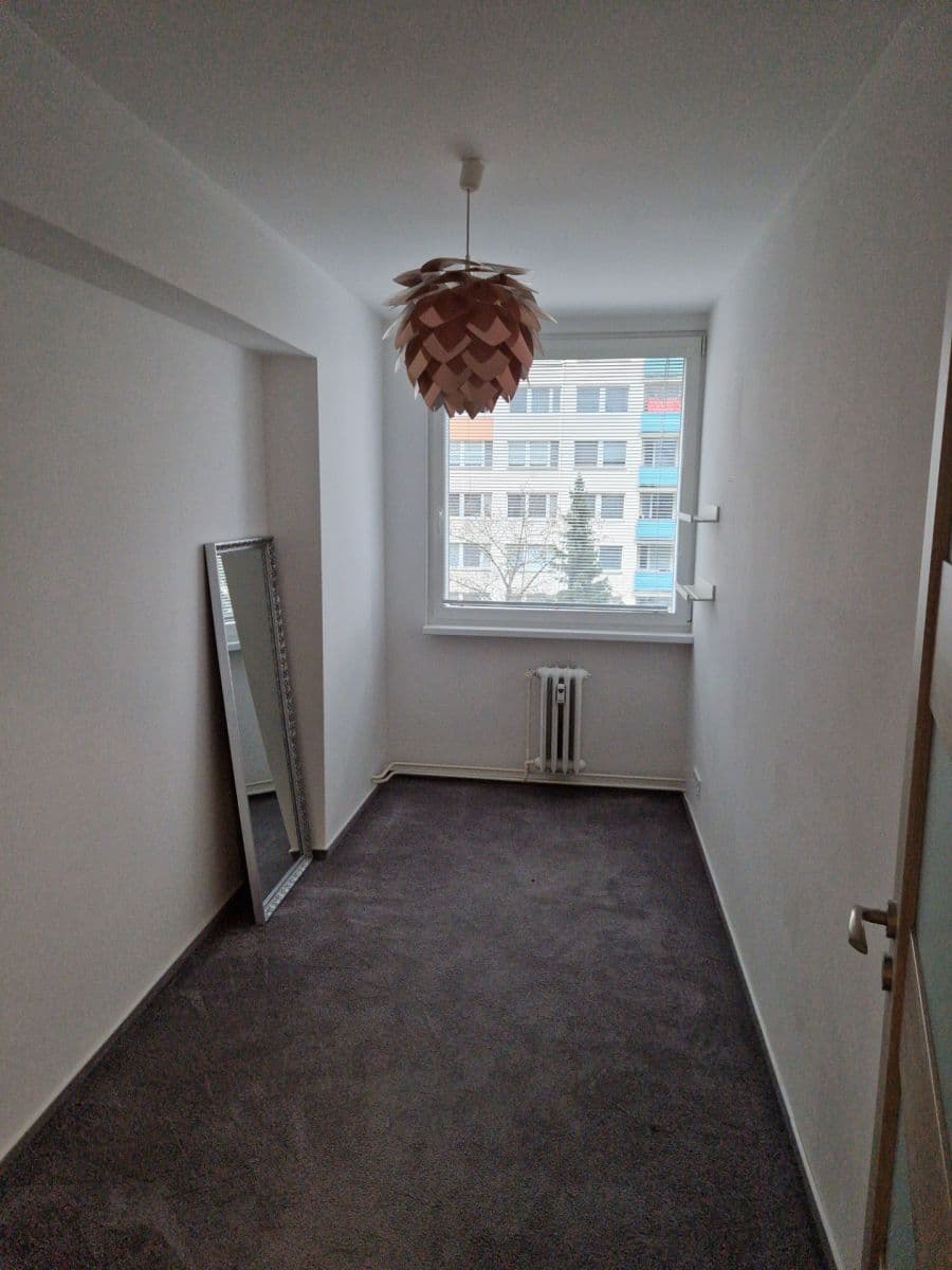 Prenájom bytu 4-izbový 82 m², Havlíčkova, Mladá Boleslav, Středočeský kraj Prenájom bytu 4-izbový 82 m², Havlíčkova, Mladá Boleslav, Středočeský kraj