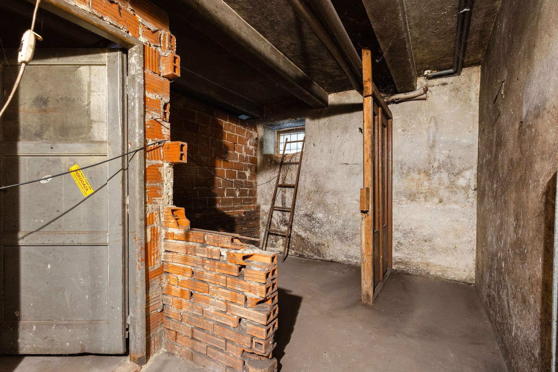 Predaj bytu 3-izbový 88 m², Osvobození, Dymokury, Středočeský kraj Predaj bytu 3-izbový 88 m², Osvobození, Dymokury, Středočeský kraj