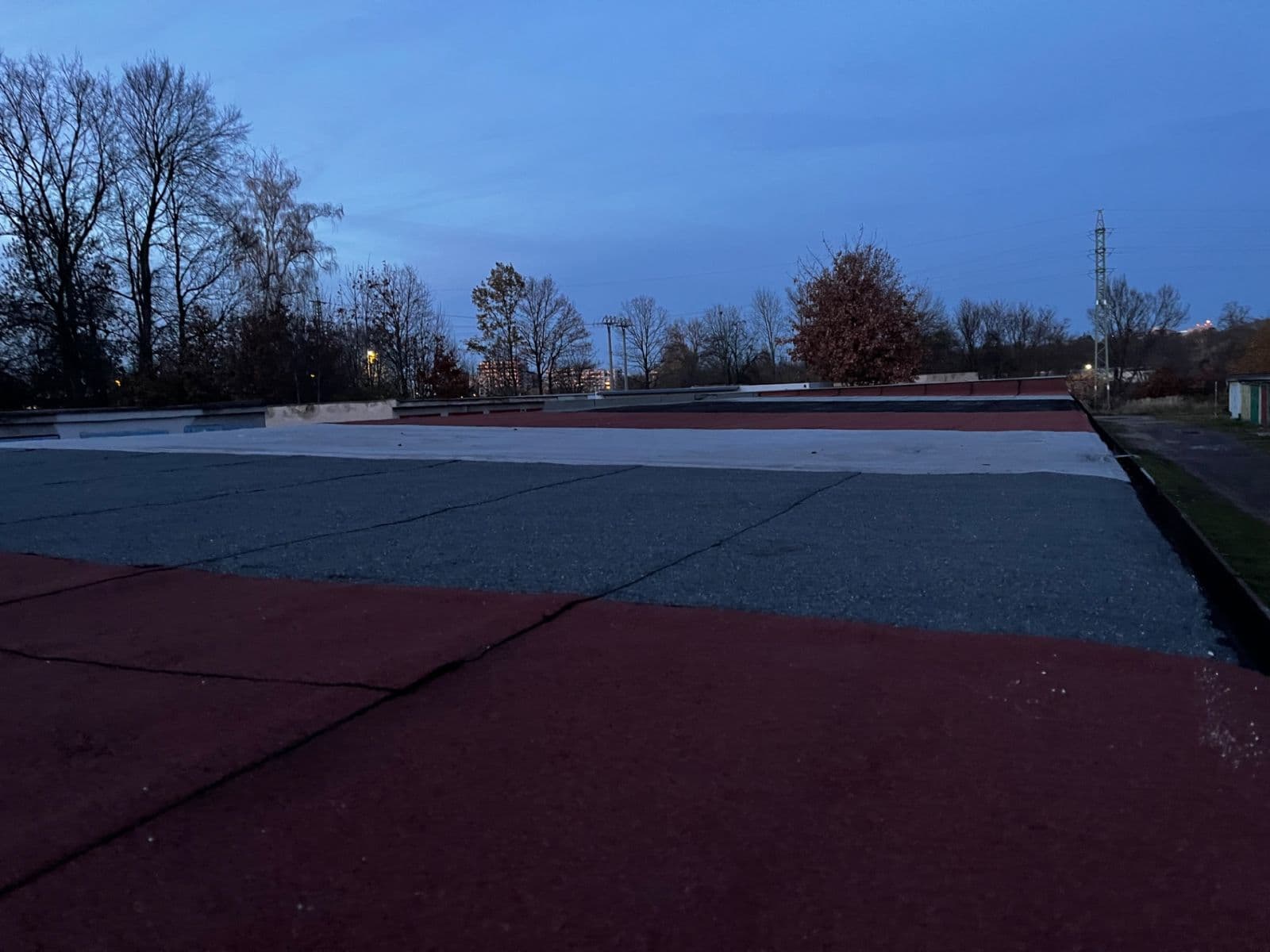 Predaj garáže 19 m², Jana Zajíce, Pardubice, Pardubický kraj Predaj garáže 19 m², Jana Zajíce, Pardubice, Pardubický kraj