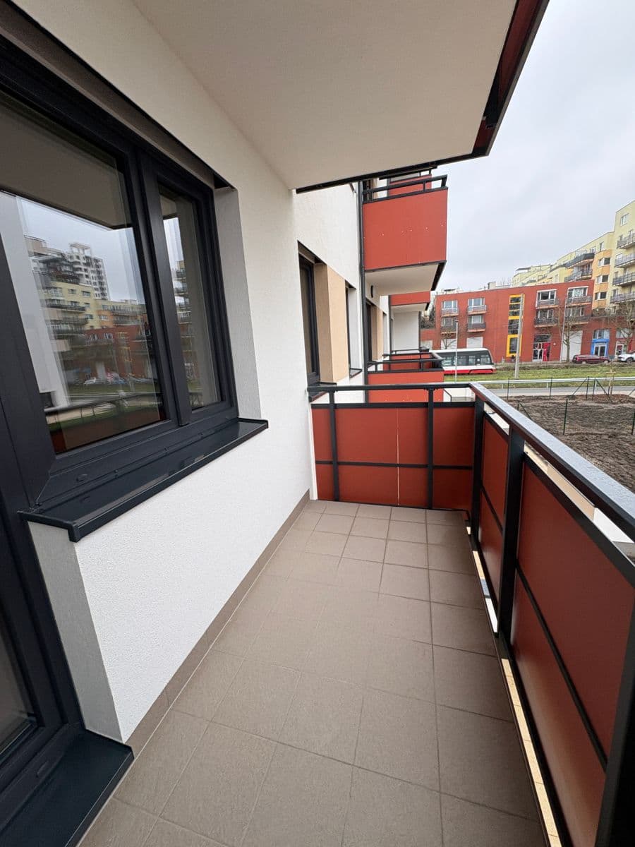 Prenájom bytu 1-izbový 32 m², Fabiánové, Praha, Praha Prenájom bytu 1-izbový 32 m², Fabiánové, Praha, Praha