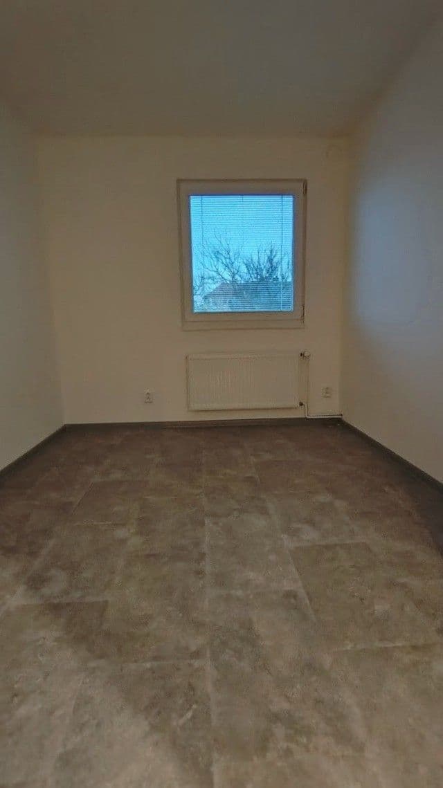 Prenájom bytu 3-izbový 63 m², Bukovany, Jihomoravský kraj Prenájom bytu 3-izbový 63 m², Bukovany, Jihomoravský kraj