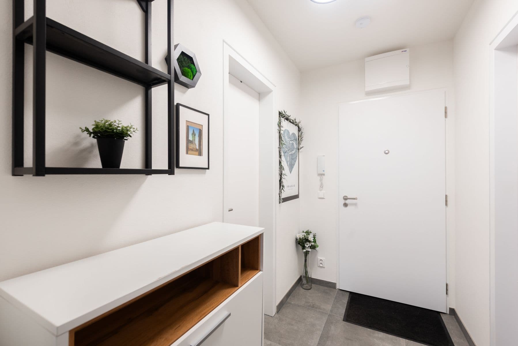 Prenájom bytu 55 m², Malešická, Praha, Praha Prenájom bytu 55 m², Malešická, Praha, Praha