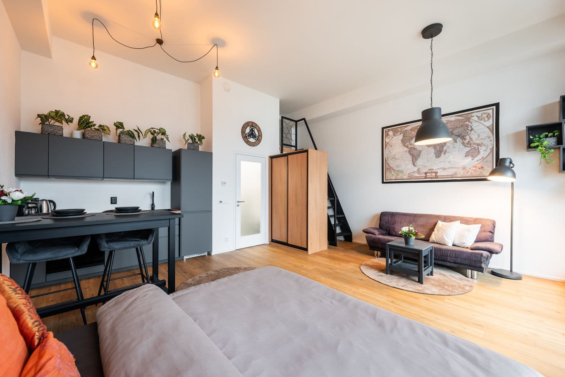 Prenájom bytu 55 m², Malešická, Praha, Praha Prenájom bytu 55 m², Malešická, Praha, Praha