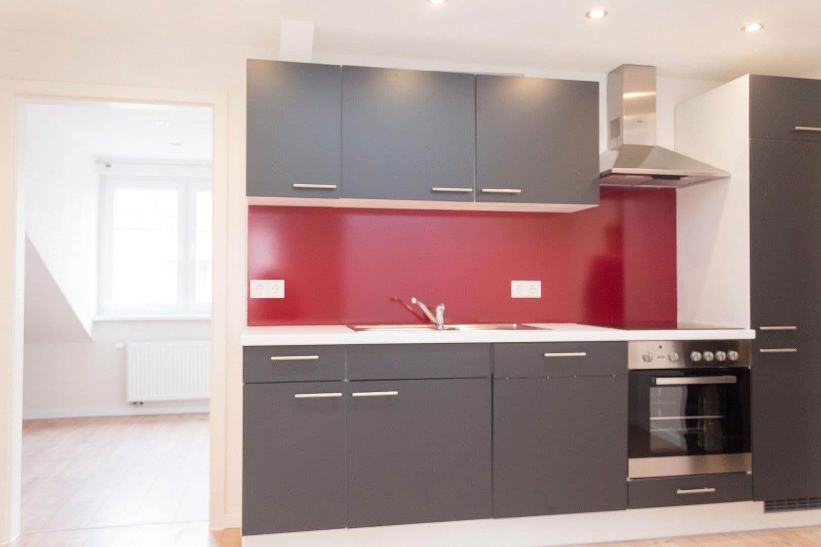 Predaj domu 364 m², pozemek 205 m², Gerberstr. 9, Pforzheim, Bádensko-Wurttembersko Predaj domu 364 m², pozemek 205 m², Gerberstr. 9, Pforzheim, Bádensko-Wurttembersko