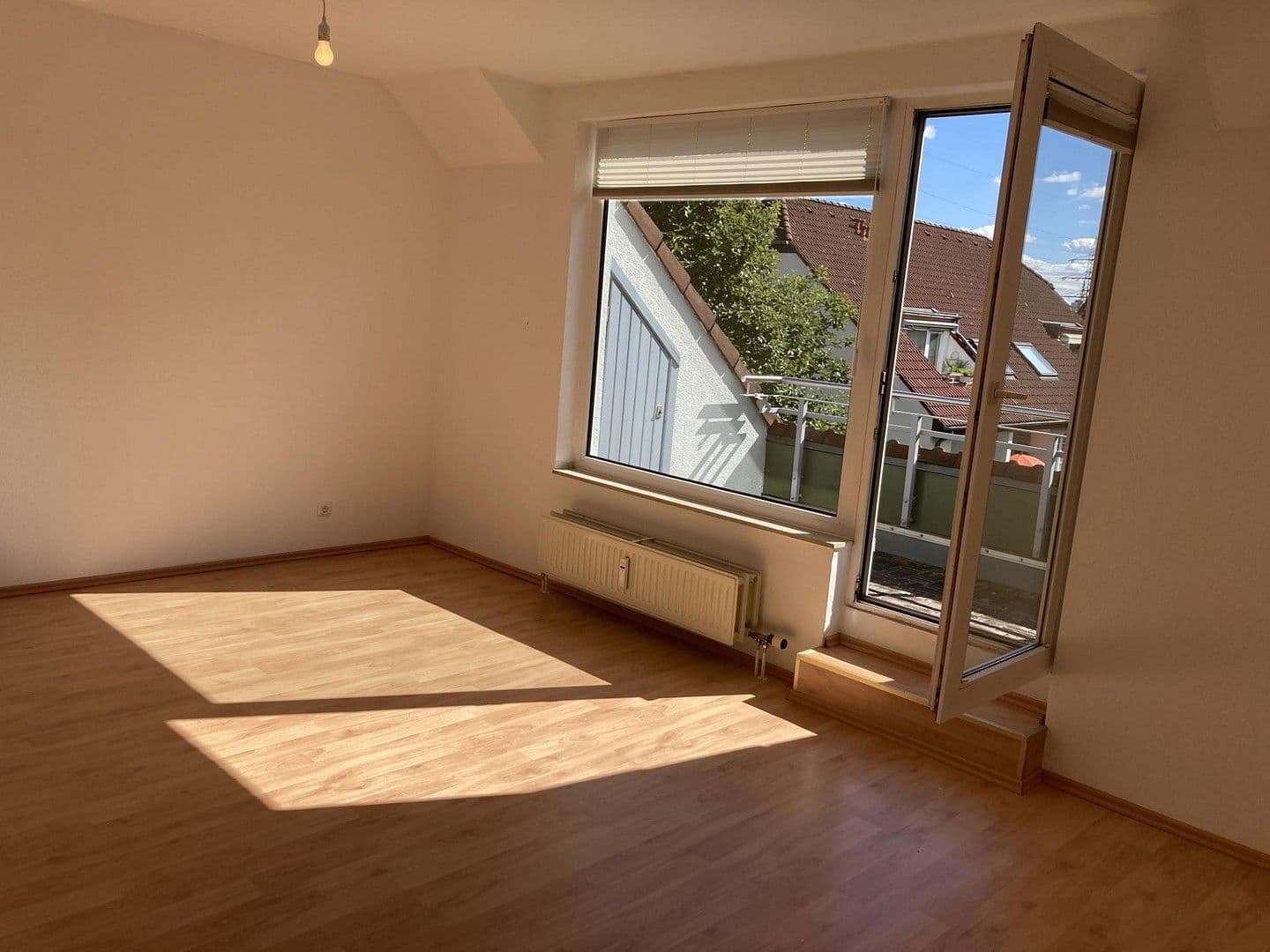 Predaj bytu 3-izbový 76 m², Wolfsburg Fallersleben, Dolné Sasko Predaj bytu 3-izbový 76 m², Wolfsburg Fallersleben, Dolné Sasko