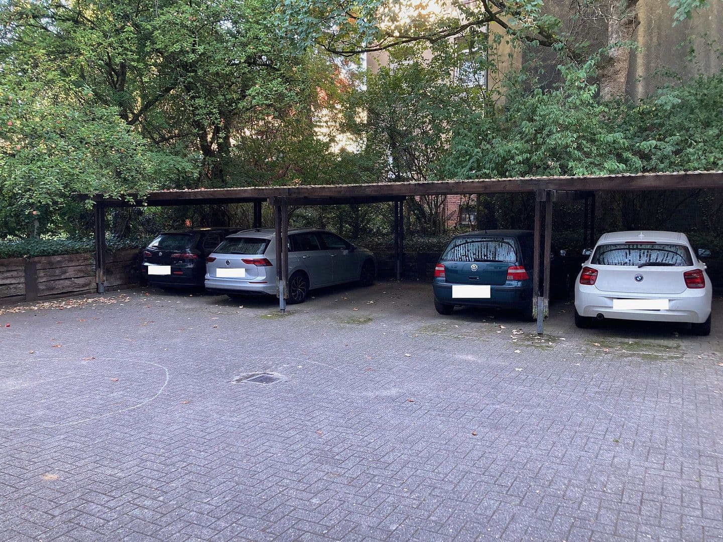 Prenájom bytu 3-izbový 80 m², Hannover, Dolné Sasko Prenájom bytu 3-izbový 80 m², Hannover, Dolné Sasko