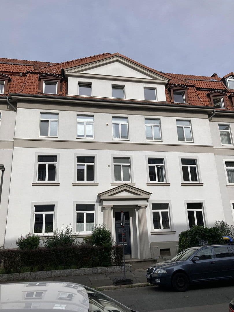 Prenájom bytu 3-izbový 80 m², Hannover, Dolné Sasko Prenájom bytu 3-izbový 80 m², Hannover, Dolné Sasko