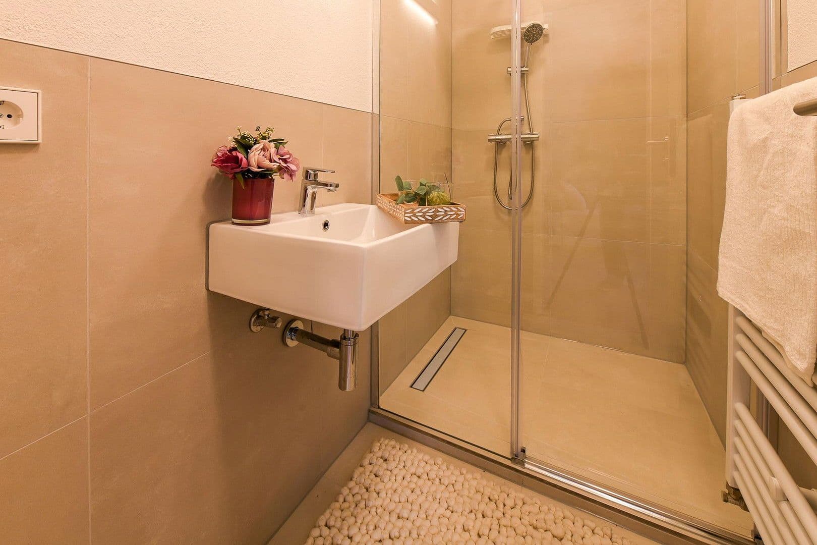 Predaj domu 161 m², pozemek 216 m², Bad Friedrichshall, Bádensko-Wurttembersko Predaj domu 161 m², pozemek 216 m², Bad Friedrichshall, Bádensko-Wurttembersko