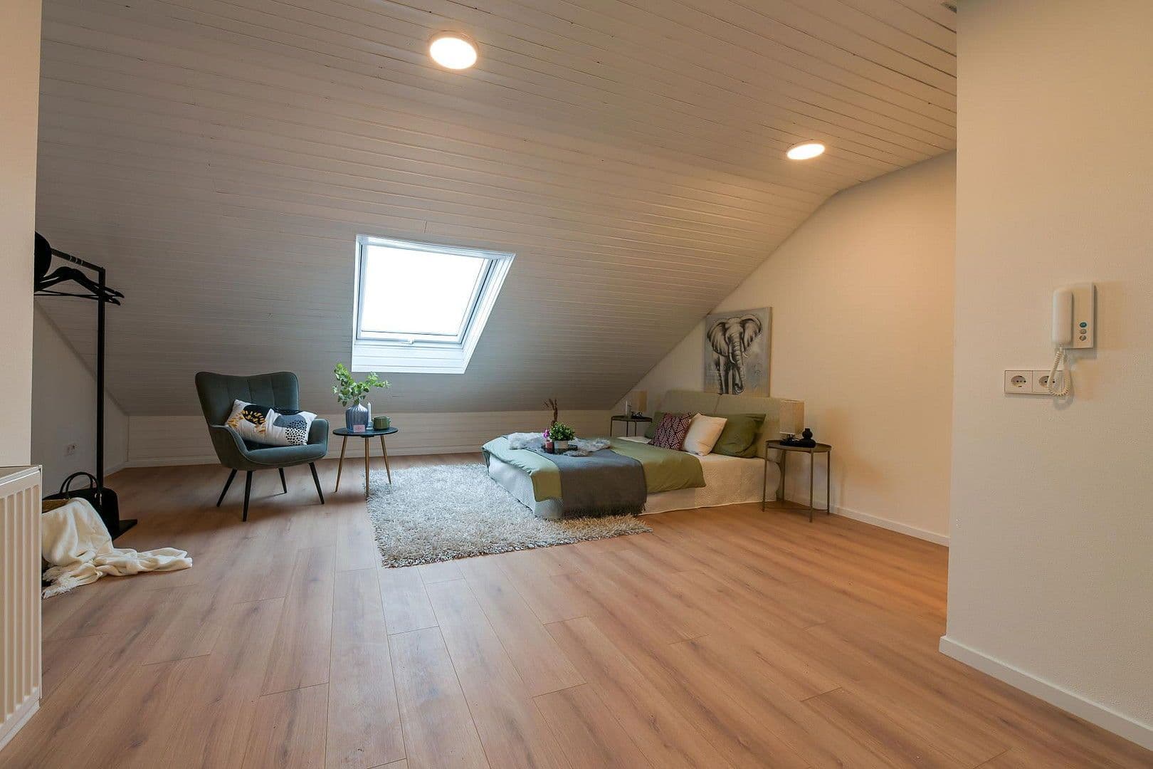 Predaj domu 161 m², pozemek 216 m², Bad Friedrichshall, Bádensko-Wurttembersko Predaj domu 161 m², pozemek 216 m², Bad Friedrichshall, Bádensko-Wurttembersko