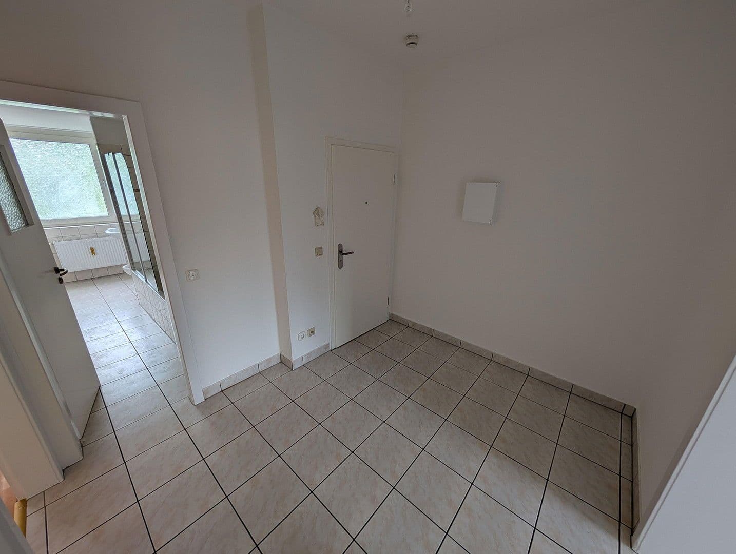 Prenájom bytu 2-izbový 67 m², Köln, Severné Porýnie - Westfálsko Prenájom bytu 2-izbový 67 m², Köln, Severné Porýnie - Westfálsko