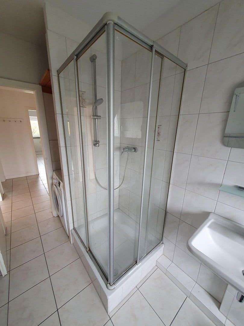 Prenájom bytu 2-izbový 67 m², Köln, Severné Porýnie - Westfálsko Prenájom bytu 2-izbový 67 m², Köln, Severné Porýnie - Westfálsko