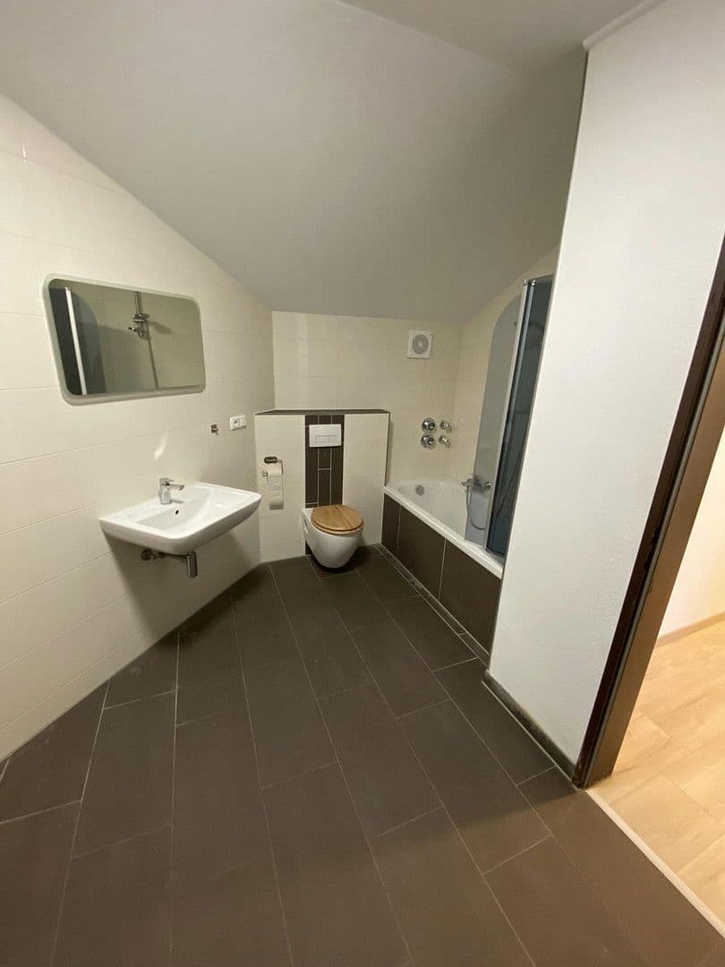 Prenájom bytu 2-izbový 68 m², Hofmarkstraße 19a, Bodenkirchen, Bavorsko Prenájom bytu 2-izbový 68 m², Hofmarkstraße 19a, Bodenkirchen, Bavorsko