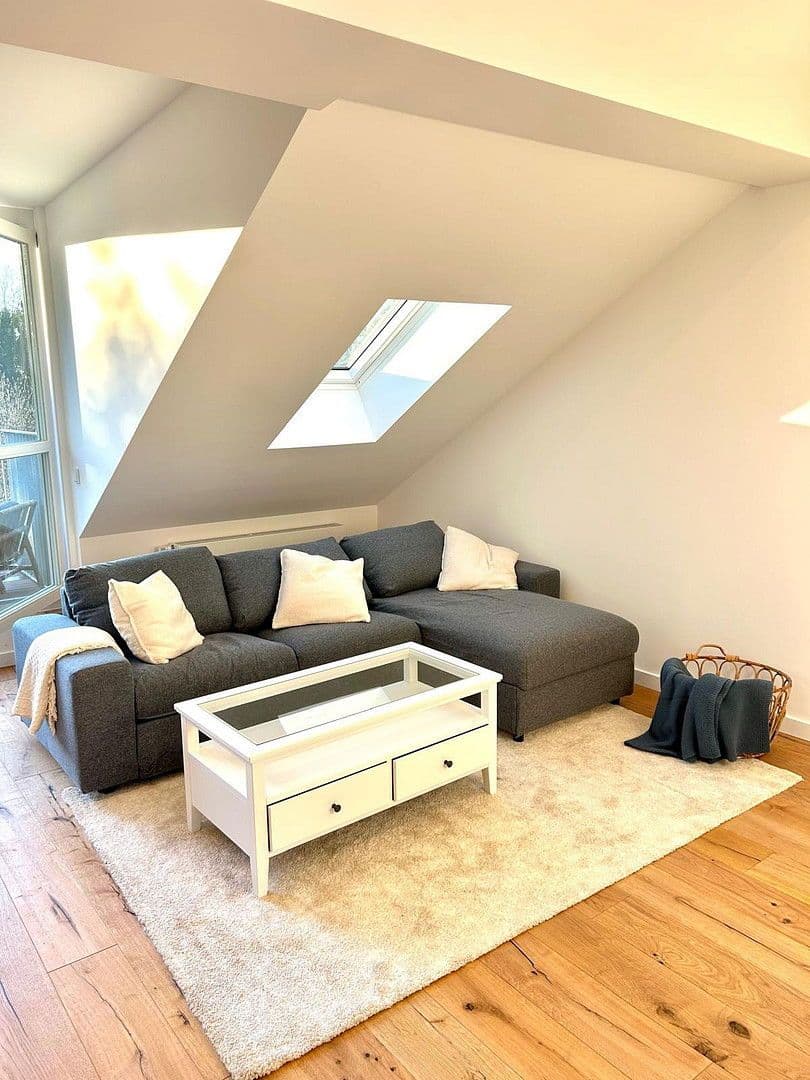 Prenájom bytu 3-izbový 87 m², Borsteler Chaussee 177, Hamburg, Hamburg Prenájom bytu 3-izbový 87 m², Borsteler Chaussee 177, Hamburg, Hamburg