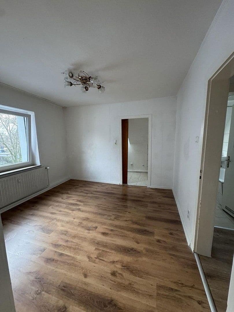 Prenájom bytu 2-izbový 40 m², Oberhausen, Severné Porýnie - Westfálsko Prenájom bytu 2-izbový 40 m², Oberhausen, Severné Porýnie - Westfálsko
