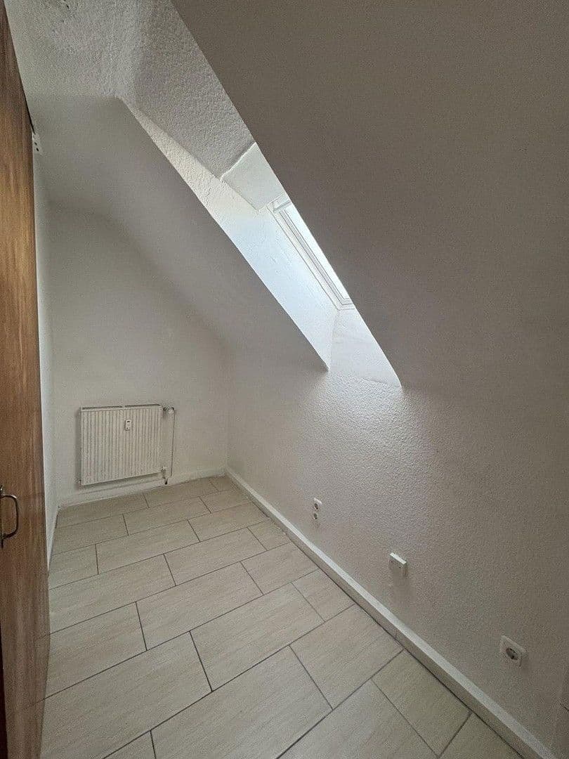 Prenájom bytu 2-izbový 40 m², Oberhausen, Severné Porýnie - Westfálsko Prenájom bytu 2-izbový 40 m², Oberhausen, Severné Porýnie - Westfálsko