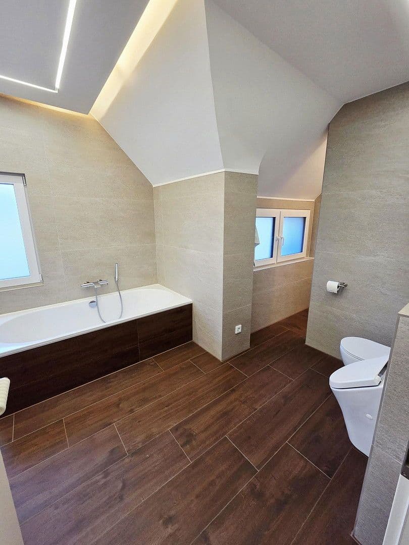 Predaj domu 150 m², pozemek 380 m², Essen, Severné Porýnie - Westfálsko Predaj domu 150 m², pozemek 380 m², Essen, Severné Porýnie - Westfálsko