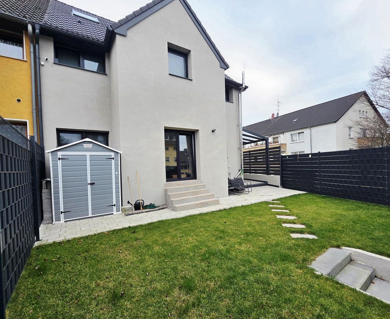 Predaj domu 150 m², pozemek 380 m², Essen, Severné Porýnie - Westfálsko Predaj domu 150 m², pozemek 380 m², Essen, Severné Porýnie - Westfálsko