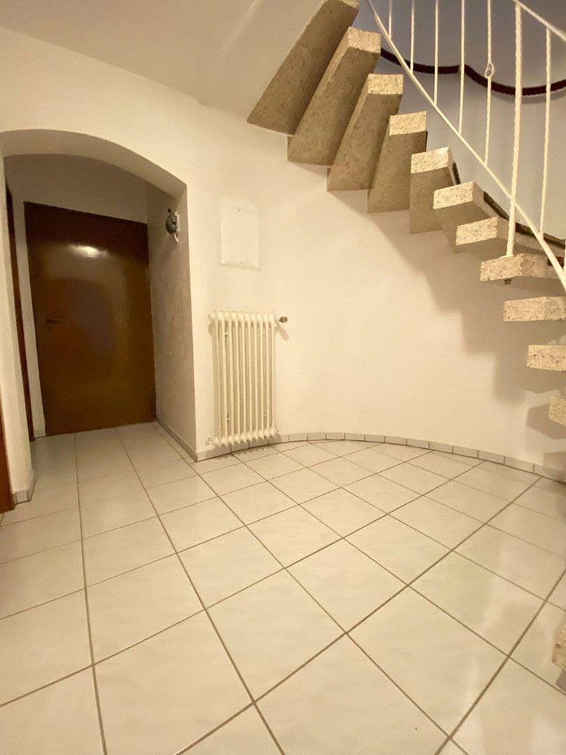 Predaj domu 153 m², pozemek 212 m², Bietigheim, Bádensko-Wurttembersko Predaj domu 153 m², pozemek 212 m², Bietigheim, Bádensko-Wurttembersko