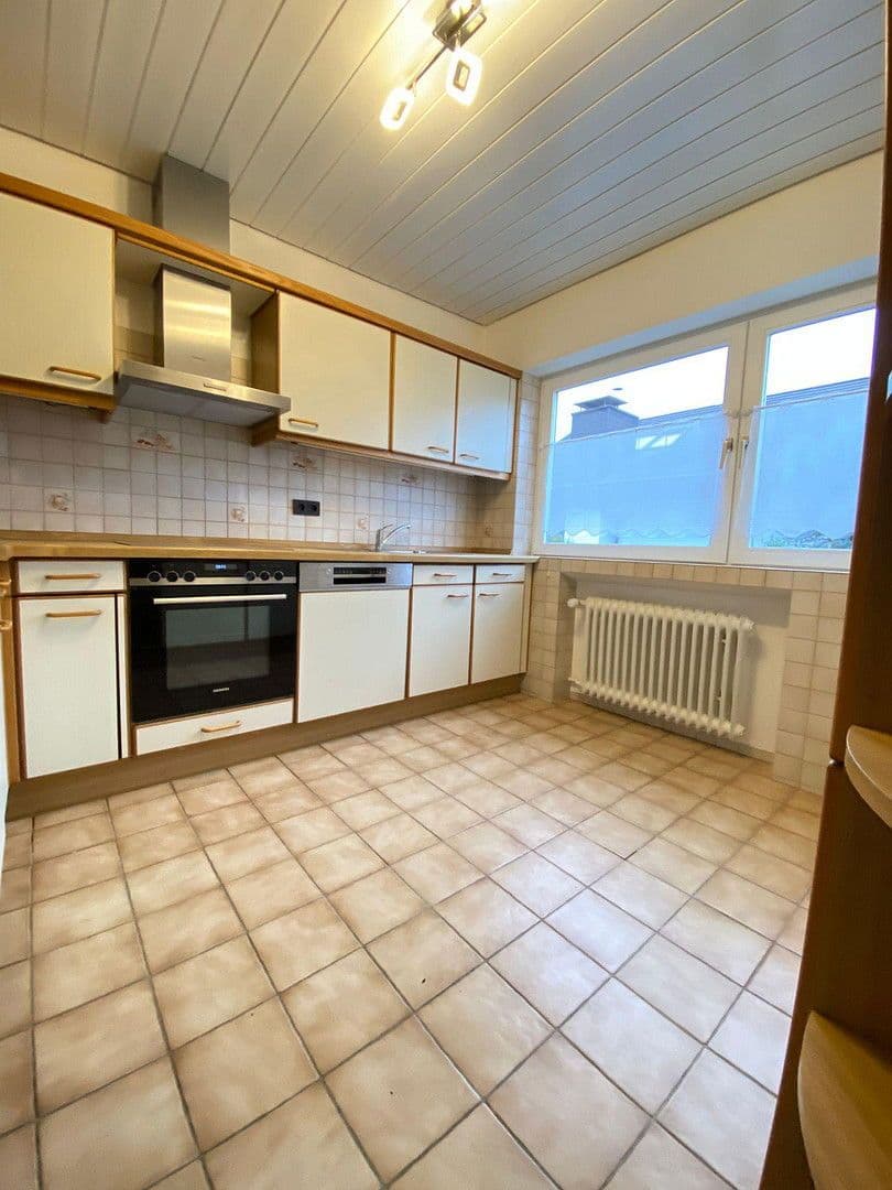 Predaj domu 153 m², pozemek 212 m², Bietigheim, Bádensko-Wurttembersko Predaj domu 153 m², pozemek 212 m², Bietigheim, Bádensko-Wurttembersko