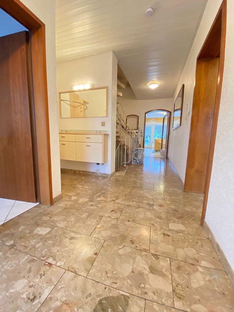 Predaj domu 153 m², pozemek 212 m², Bietigheim, Bádensko-Wurttembersko Predaj domu 153 m², pozemek 212 m², Bietigheim, Bádensko-Wurttembersko