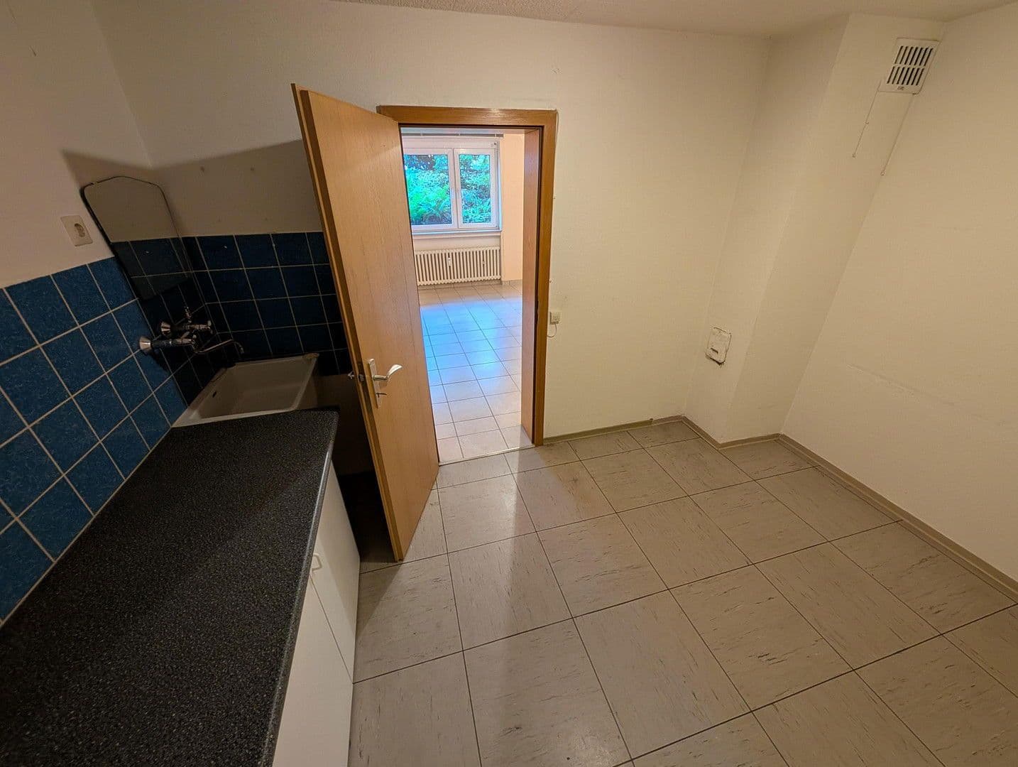 Prenájom kancelárie 40 m², Petersenstr. 42, Köln, Severné Porýnie - Westfálsko Prenájom kancelárie 40 m², Petersenstr. 42, Köln, Severné Porýnie - Westfálsko