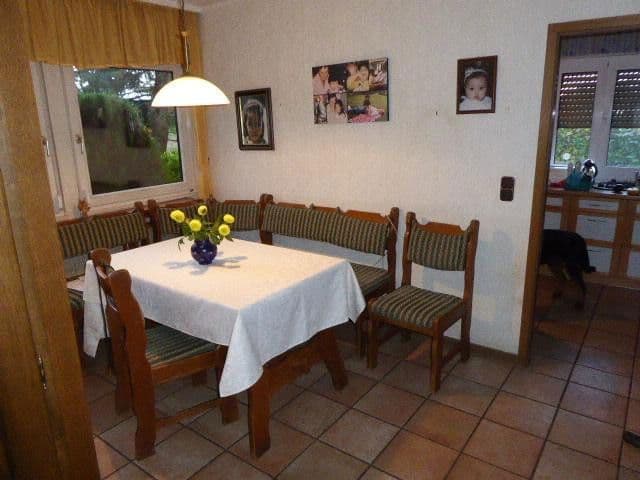 Predaj domu 190 m², pozemek 1.462 m², Düren, Severné Porýnie - Westfálsko Predaj domu 190 m², pozemek 1.462 m², Düren, Severné Porýnie - Westfálsko