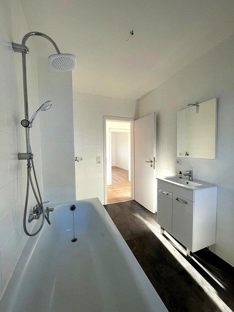 Prenájom bytu 3-izbový 81 m², Hopfenstr. 4, Rudelzhausen, Bavorsko Prenájom bytu 3-izbový 81 m², Hopfenstr. 4, Rudelzhausen, Bavorsko