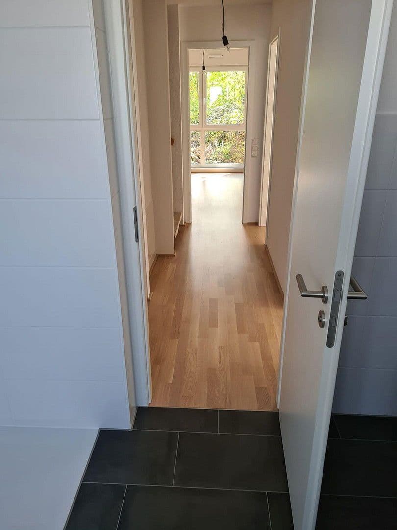 Predaj domu 163 m², pozemek 197 m², Mainz, Porýnie-Falcko Predaj domu 163 m², pozemek 197 m², Mainz, Porýnie-Falcko
