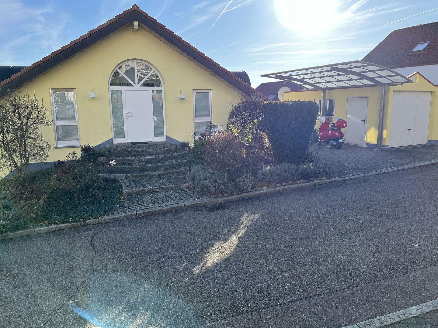 Predaj domu 130 m², pozemek 887 m², Uhingen, Bádensko-Wurttembersko Predaj domu 130 m², pozemek 887 m², Uhingen, Bádensko-Wurttembersko