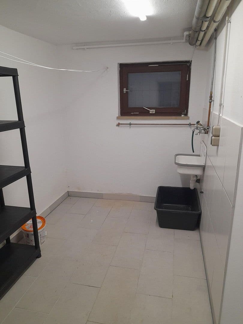 Prenájom bytu 2-izbový 70 m², Obermichelbach, Bavorsko Prenájom bytu 2-izbový 70 m², Obermichelbach, Bavorsko