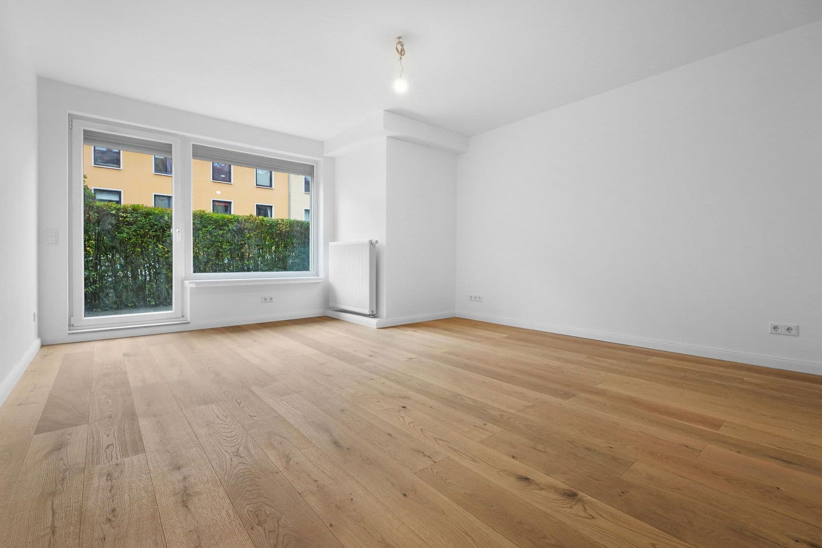 Prenájom bytu 3-izbový 64 m², Bremen, Brémy Prenájom bytu 3-izbový 64 m², Bremen, Brémy