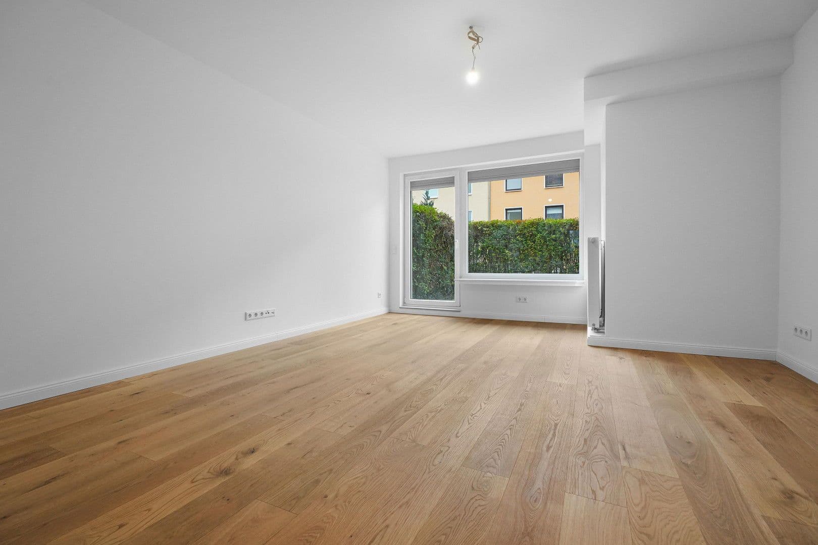 Prenájom bytu 3-izbový 64 m², Bremen, Brémy Prenájom bytu 3-izbový 64 m², Bremen, Brémy